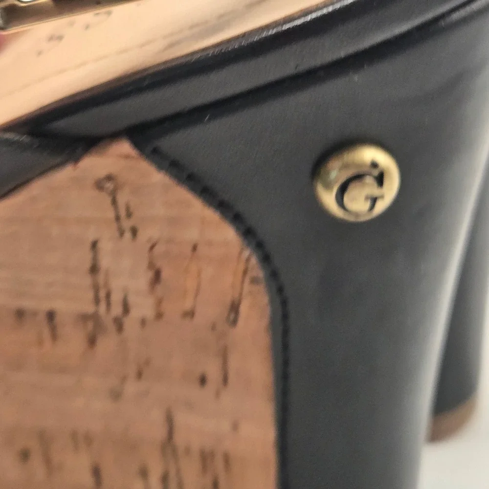 Guess Wedge Sandals Womens 8.5 Black ‎ Leather Cork Strappy Platform (S11)